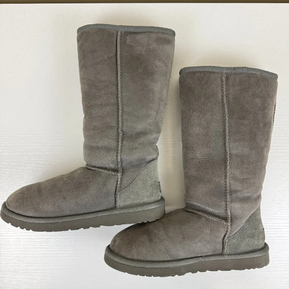 UGG Classic Gray Tall Boots S/N 5815